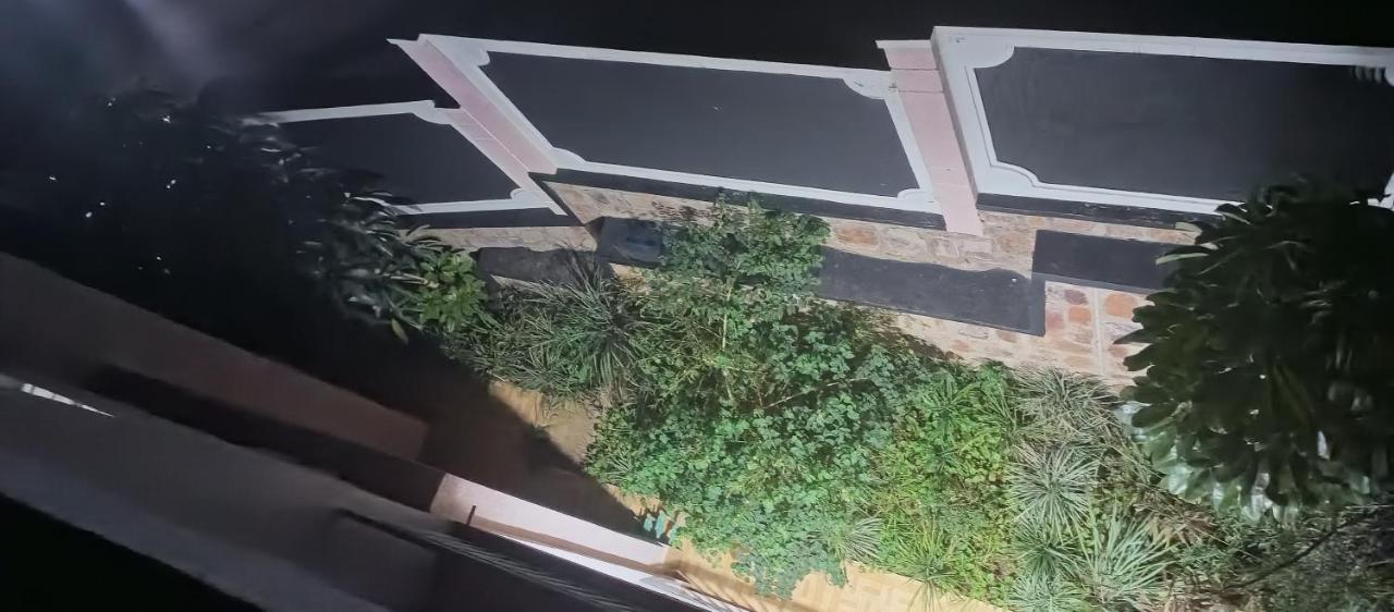 Puma Aparthotel - Nyarutarama Kigali Esterno foto