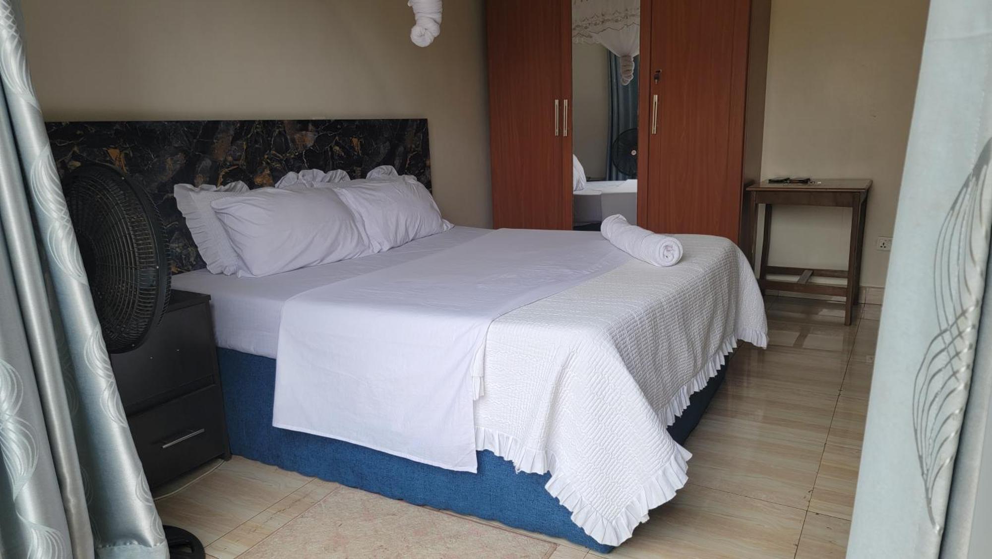 Puma Aparthotel - Nyarutarama Kigali Esterno foto